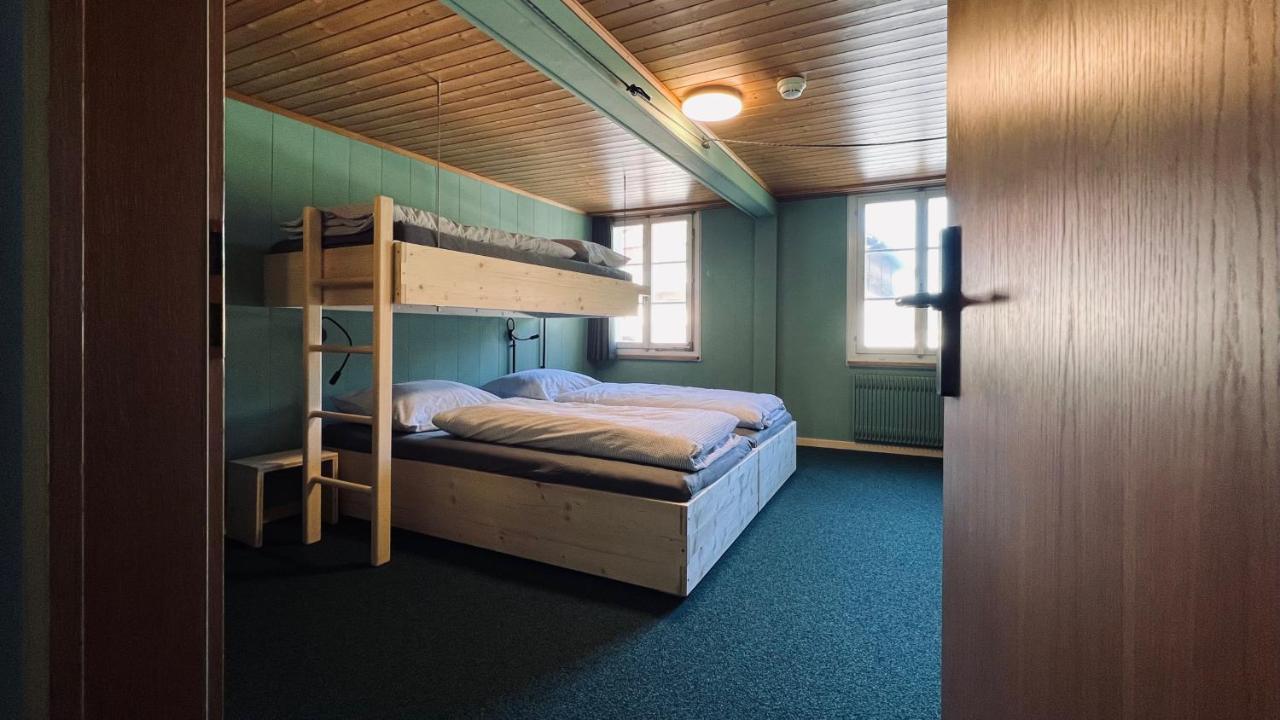 Hotel Alpina Einhorn - Self-Check-In Wolfenschiessen Bagian luar foto